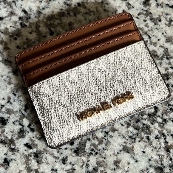 Michael Kors Card Wallet - Picture 1 of 3